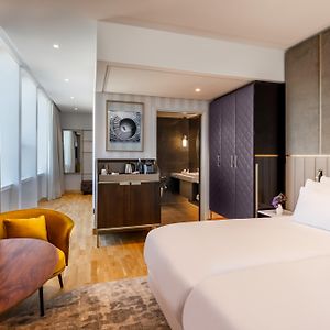 Superior Eck-Zimmer mit zwei Einzelbetten