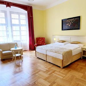 Dreibettzimmer