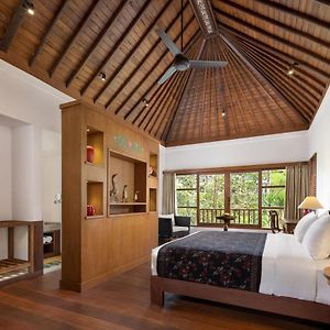 Grand Deluxe Zimmer mit Kingsize-Bett