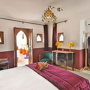 Zimmer mit Queensize-Bett