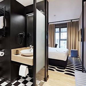 Standard Zimmer mit zwei Einzelbetten