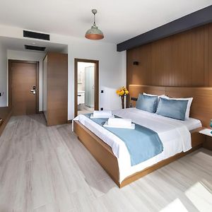 Zimmer mit Kingsize-Bett