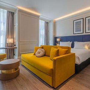 Deluxe Zimmer mit Kingsize-Bett
