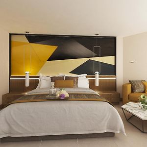 Deluxe Zimmer mit Kingsize-Bett