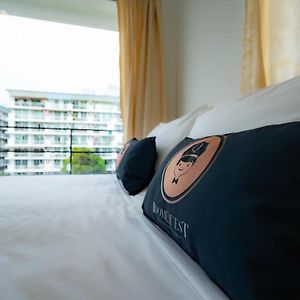Standard Zimmer mit Kingsize-Bett