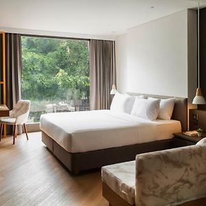 Deluxe Eck-Zimmer mit Kingsize-Bett