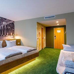 Zimmer mit Queensize-Bett