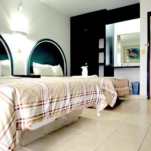 Zimmer mit zwei Einzelbetten
