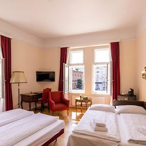 Superior Zimmer mit Kingsize-Bett