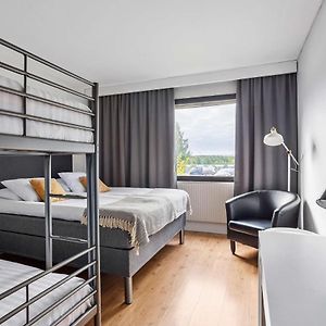 Familien-Zimmer