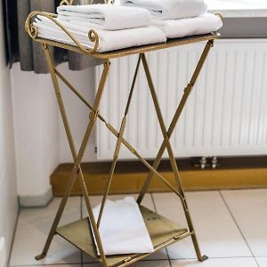 Standard Zimmer mit Kingsize-Bett