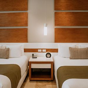 Deluxe Junior Suite