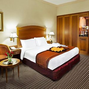 Zimmer mit Kingsize-Bett