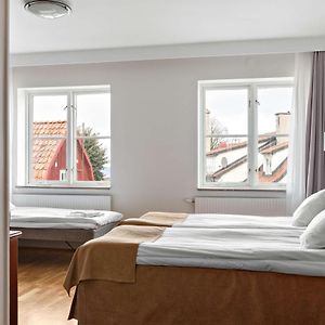 Standard Zimmer mit zwei Einzelbetten