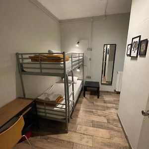 Zimmer mit zwei Einzelbetten