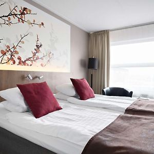 Standard Zimmer mit Kingsize-Bett