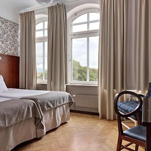 Standard Zimmer mit zwei Einzelbetten