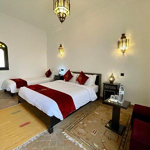 Familien-Zimmer mit Kingsize-Bett