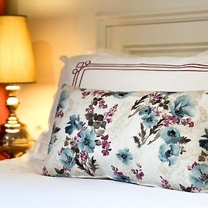 Budget Zimmer mit Kingsize-Bett