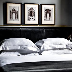 Deluxe Zimmer mit Kingsize-Bett