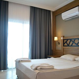 Familien-Zimmer mit Kingsize-Bett