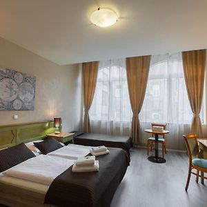 Dreibettzimmer