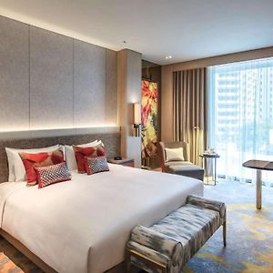 Luxus Zimmer mit Kingsize-Bett