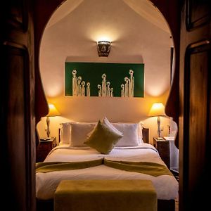 Superior Zimmer mit Kingsize-Bett
