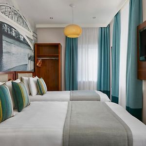 Dreibettzimmer
