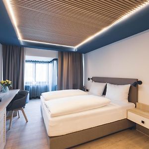Superior Zimmer mit Kingsize-Bett