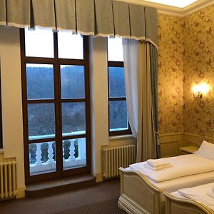 Standard Zimmer mit Kingsize-Bett