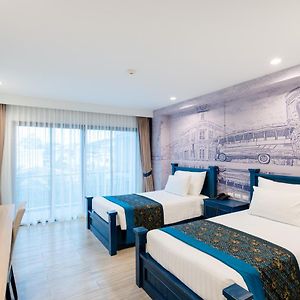 Grand Deluxe Zimmer mit zwei Einzelbetten