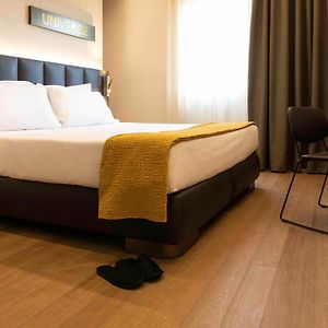 Deluxe Zimmer mit Kingsize-Bett