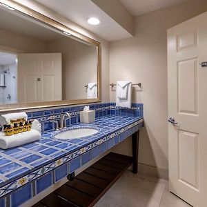Deluxe Zimmer mit Kingsize-Bett