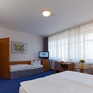 Dreibettzimmer