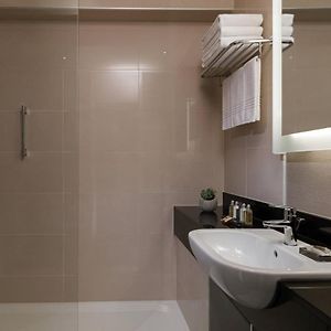 Deluxe Zimmer mit Kingsize-Bett