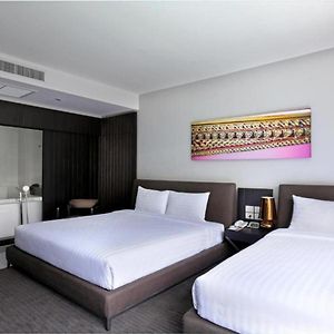 Supreme Zimmer mit Kingsize-Bett