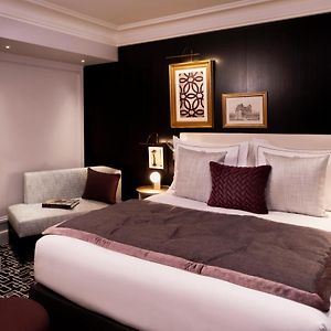 Boutique Zimmer mit Kingsize-Bett
