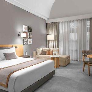 Deluxe Zimmer mit Kingsize-Bett