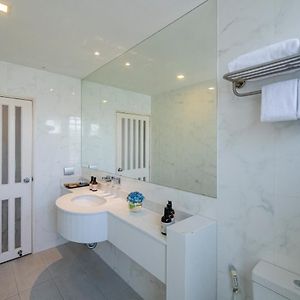 Superior Zimmer mit Yachthafenblick
