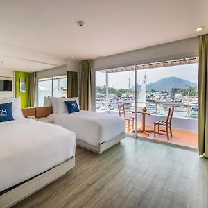 Grand Zimmer mit Yachthafenblick