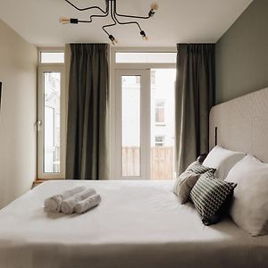 Deluxe Zimmer mit Kingsize-Bett