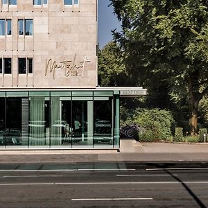 City Zimmer mit Kingsize-Bett