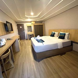 Deluxe Zimmer mit Kingsize-Bett