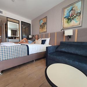 Standard Zimmer mit Kingsize-Bett