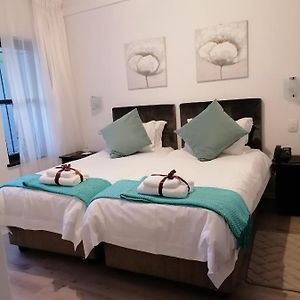Standard Zimmer mit zwei Einzelbetten