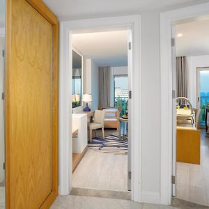 Familien-Zimmer mit Kingsize-Bett
