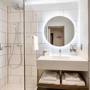 Zimmer mit Queensize-Bett
