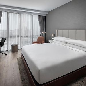 Traditionelles Zimmer mit Kingsize-Bett