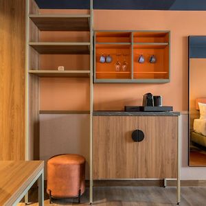 Deluxe Zimmer mit Kingsize-Bett
